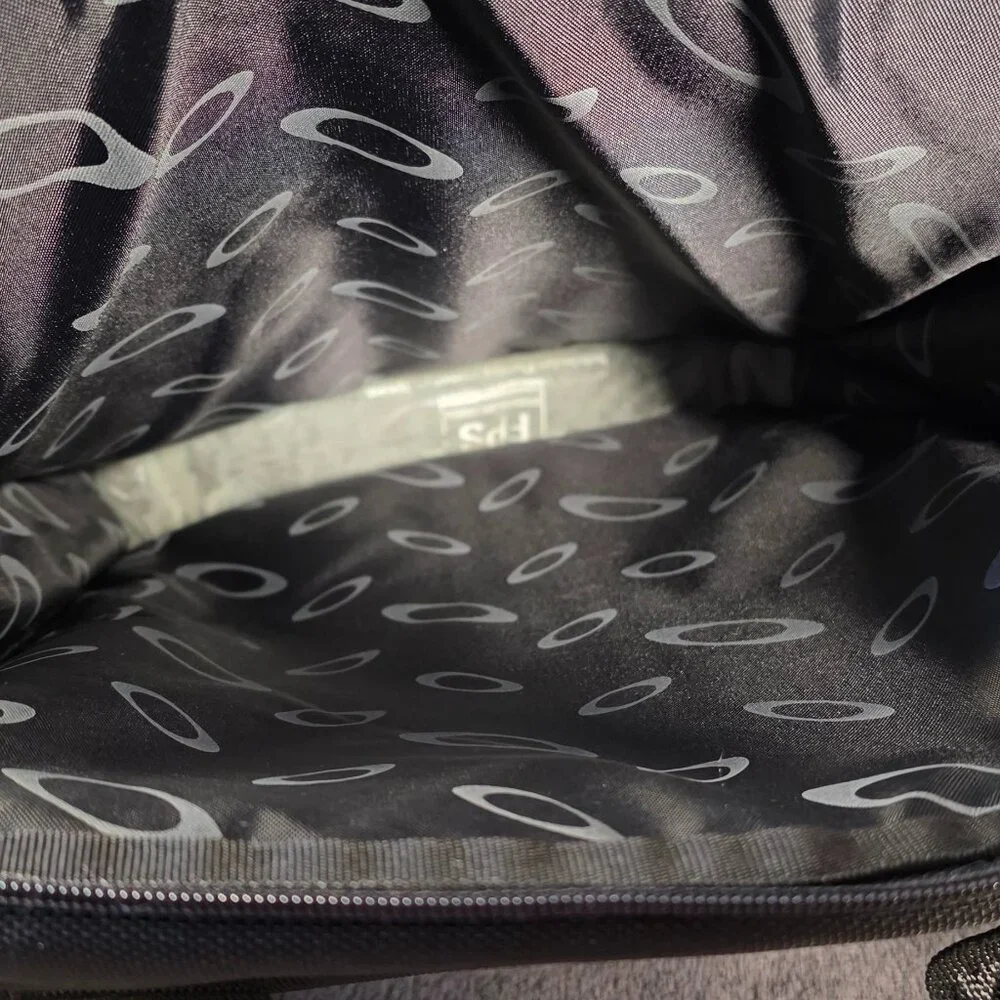 OAKLEY Industrial Tactical Field Gear Vertical Computer Laptop Bag